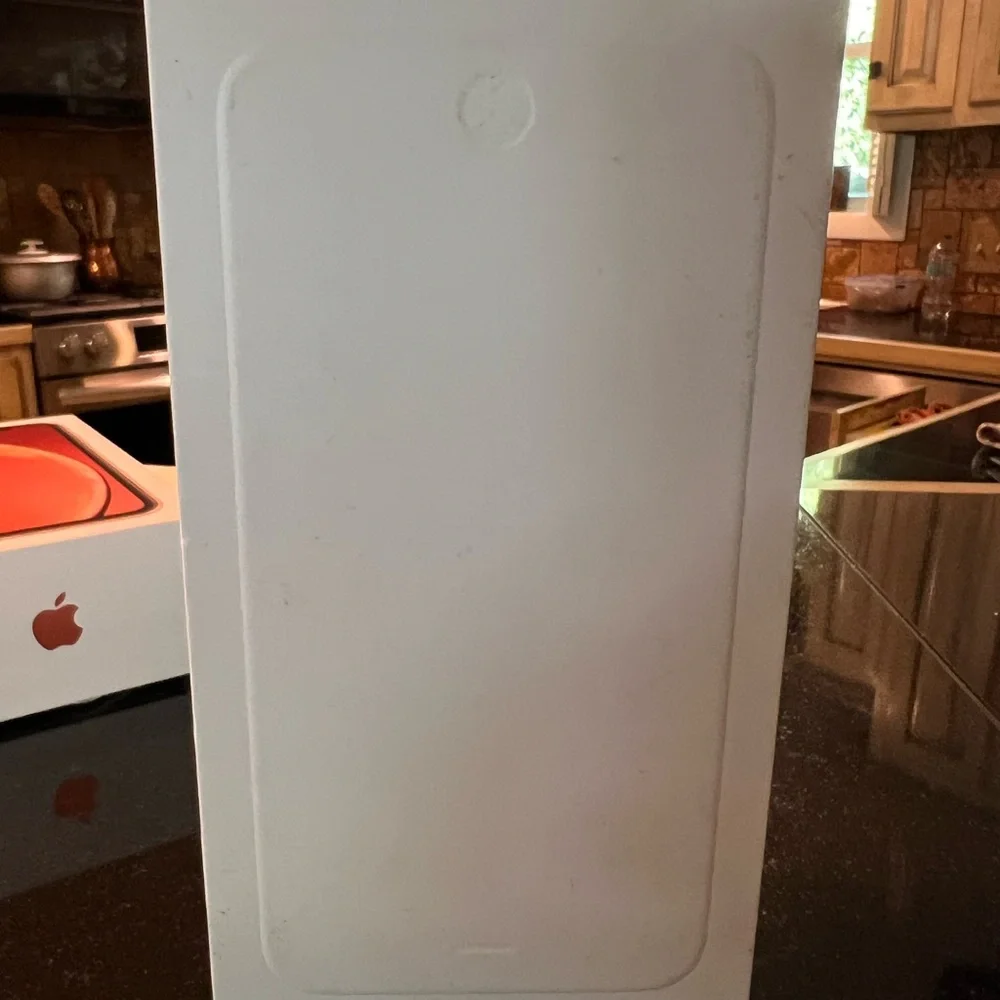 iPhone boxes - Picture 3 of 5